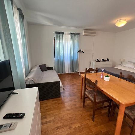 Apartments Antolkovic 乌格连 外观 照片
