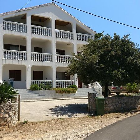 Apartments Antolkovic 乌格连 外观 照片