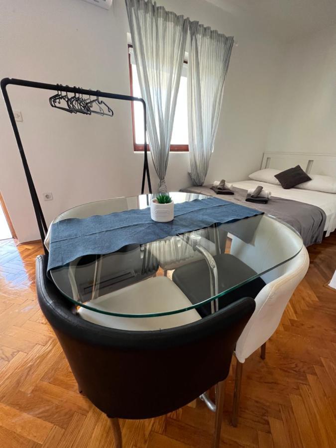 Apartments Antolkovic 乌格连 外观 照片